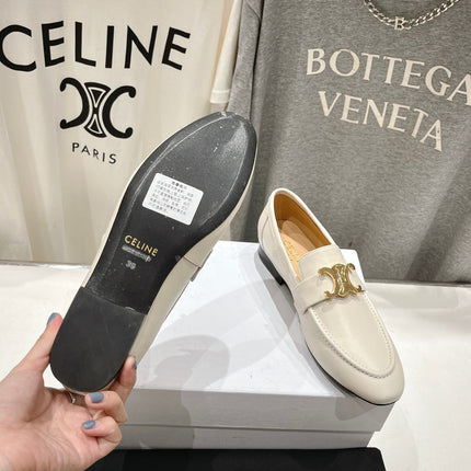 TRIOMPHE LOAFER IN WHITE SMOOTH CALFSKIN GOLD HARDWARE