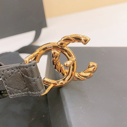 DOUBLE C BELT 20MM IN BLACK CALFSKIN WITH QUILTED STITCHING AND SPIRAL GOLD BUCKLE