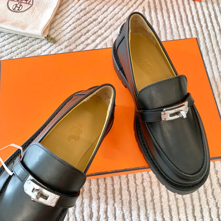 ICONE LOAFER IN BLACK CALFSKIN