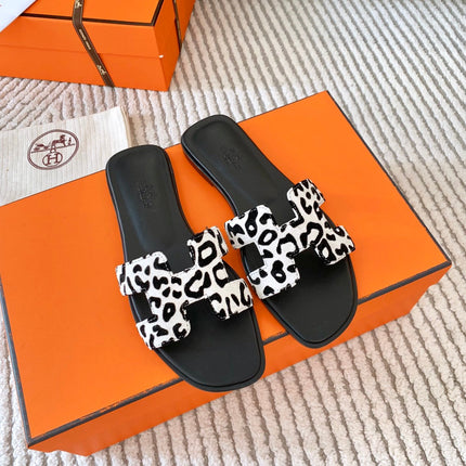 0RAN SANDAL IN BLACK MIX WHITE SUEDE