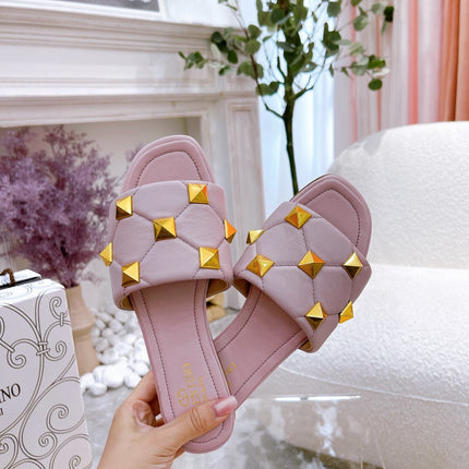 STUD FLAT SLIDE IN BABY PINK LAMBSKIN