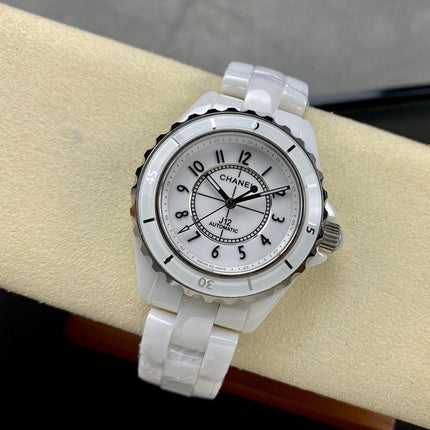 Collection image for: CHANEL WATCH