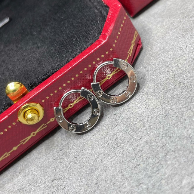 LOVE MINI EARRINGS