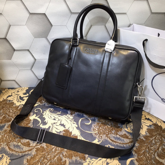 BRIEFCASE 38 IN BLACK SMOOTH LAMBSKIN