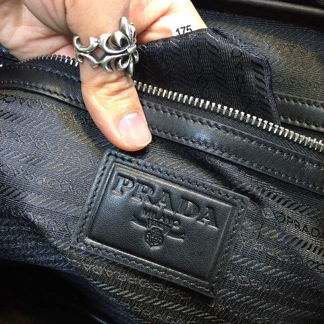 BRIEFCASE 38 IN BLACK SMOOTH LAMBSKIN