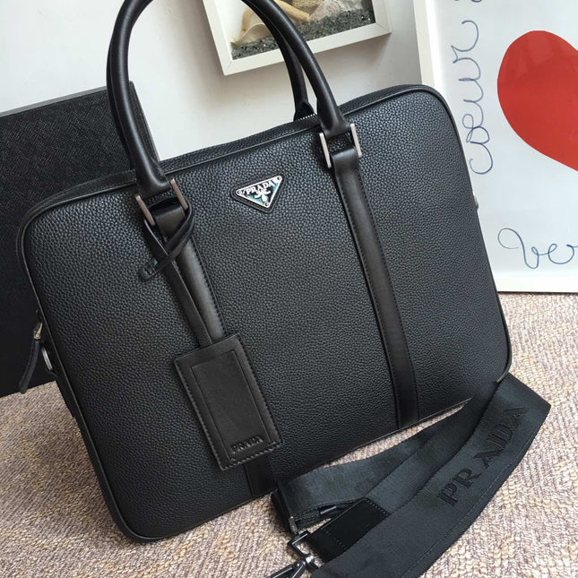 WORK BAG 36 IN BLACK GRAINED CALFSKIN