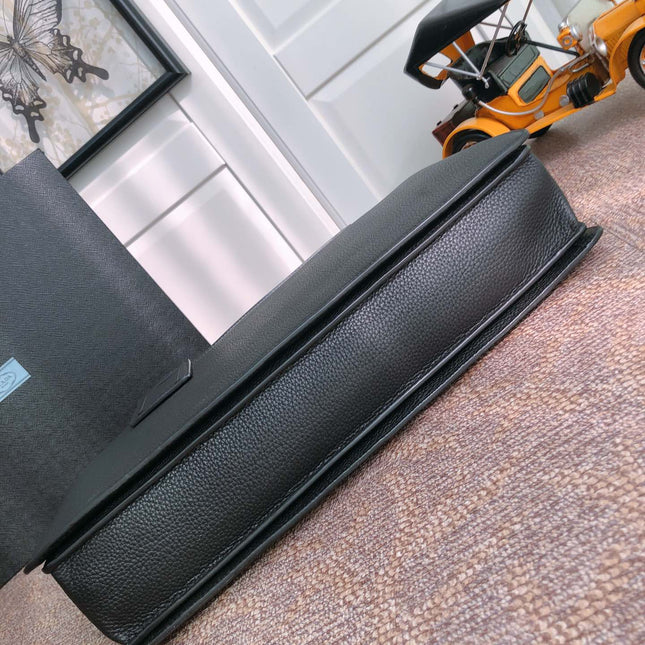 BRIEFCASE 40 IN BLACK GRAINED CALFSKIN