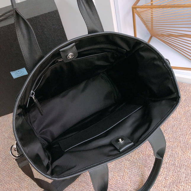 TOTE BAG 38 IN BLACK RE-NYLON AND SAFFIANO LEATHER TRIM