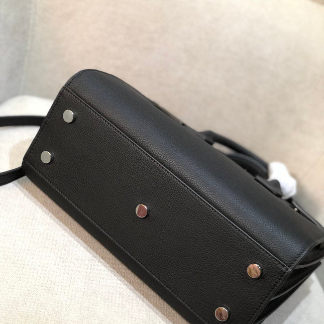 SAC DE 26 HANDBAG BLACK CALFSKIN