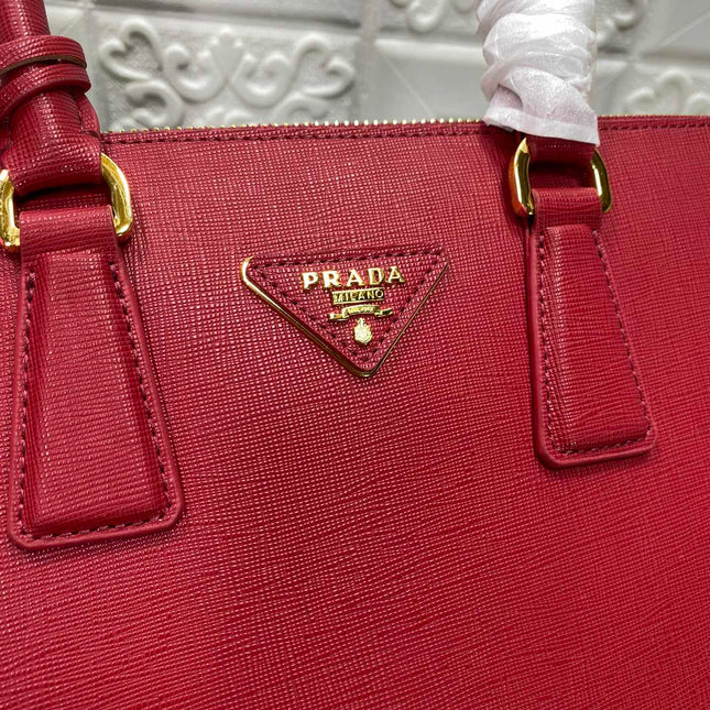 PRA GALLERIA 32 BAG IN CHERRY RED SAFFIANO LEATHER