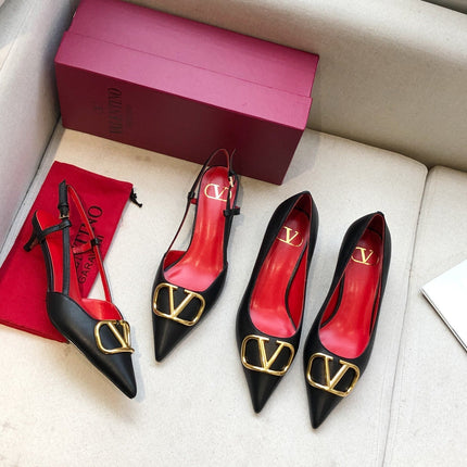 VLOGO SIGNATURE BLACK CALFSKIN HIGH SLINGBACK PUMP 4 CM WITH GOLD LOGO