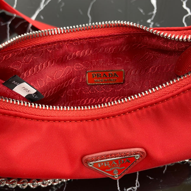 PRA HOBO 22 BAG IN CHERRY RED RE-NYLON
