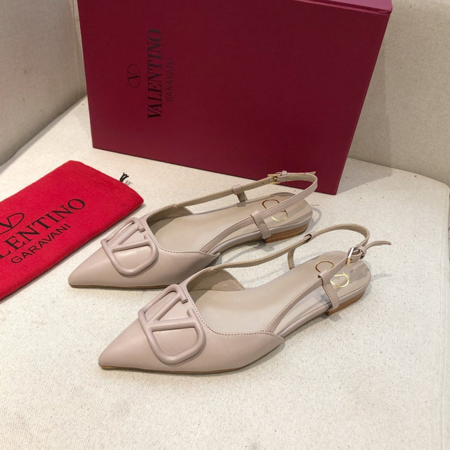 VLOGO SIGNATURE LIGHT PINK CALFSKIN FLAT SLINGBACK PUMP