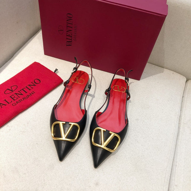 VLOGO SIGNATURE BLACK CALFSKIN FLAT SLINGBACK PUMP WITH GOLD LOGO