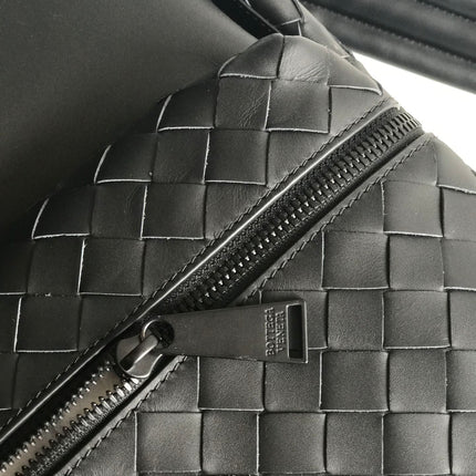 SMALL INTRECCIATO 41 BACKPACK IN BLACK CALFSKIN
