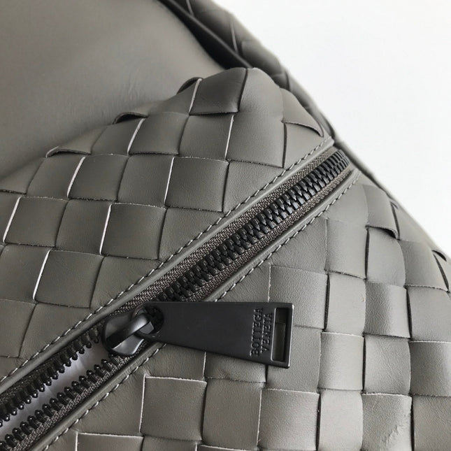 SMALL INTRECCIATO 41 BACKPACK IN CHARCOAL BLACK CALFSKIN