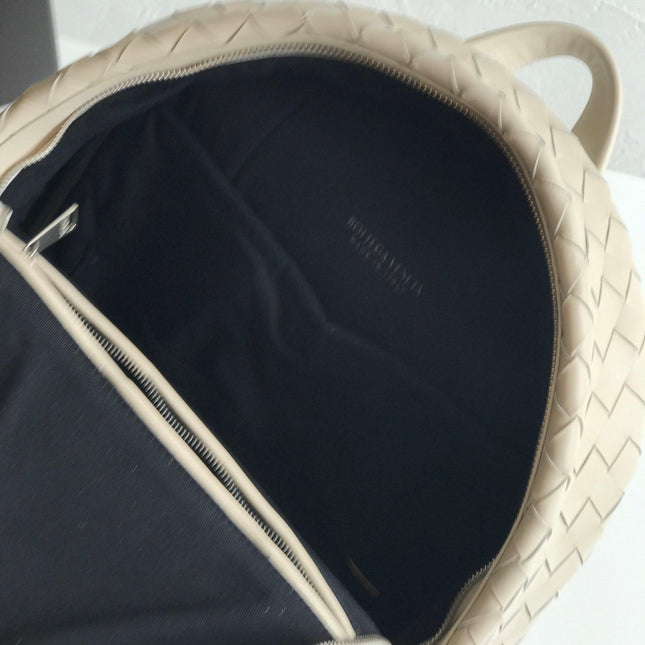 SMALL INTRECCIATO 41 BACKPACK IN BEIGE CALFSKIN