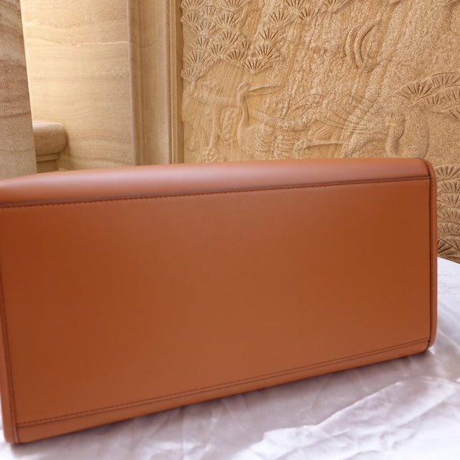 Fend Sunshine Large Bag 40.5 Tan Leather