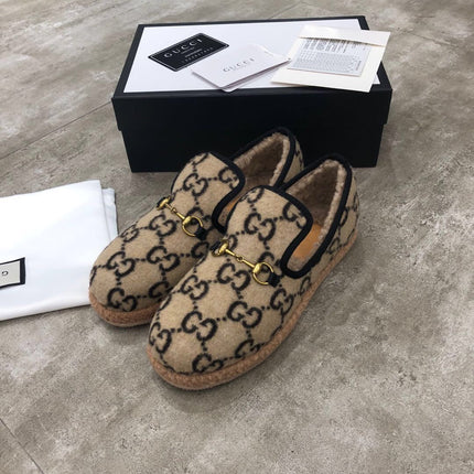 GG HORSEBIT LOAFER IN BEIGE MIX BLACK WOOL AND LAMB FUR LINING