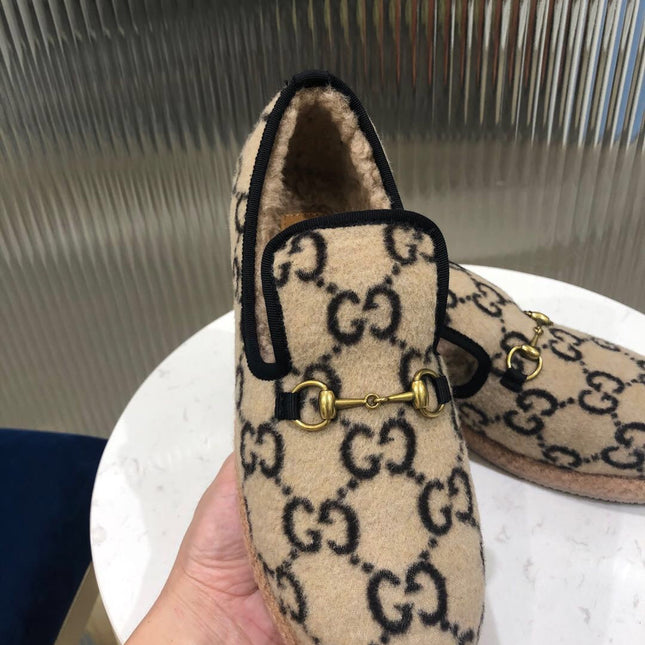 GG HORSEBIT LOAFER IN BEIGE MIX BLACK WOOL AND LAMB FUR LINING