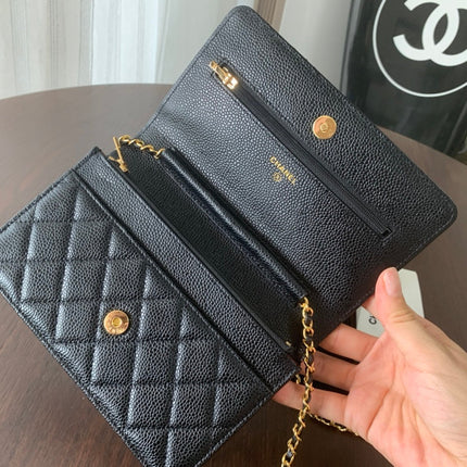 WOC 19CM BLACK CAVIAR GOLD HARDWARE