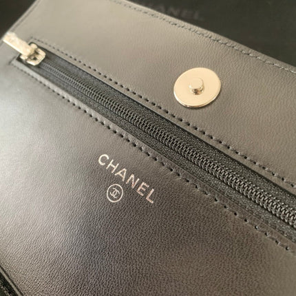 CC MINI 19 CLASSIC WALLET WITH STRAP IN BLACK LAMBSKIN WITH SILVER HARDWARE