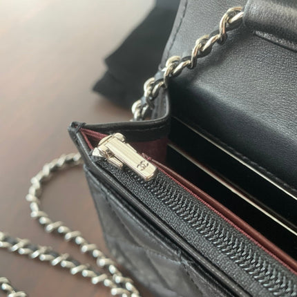 CC MINI 19 CLASSIC WALLET WITH STRAP IN BLACK LAMBSKIN WITH SILVER HARDWARE