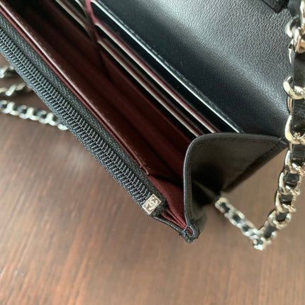 CC MINI 19 CLASSIC WALLET WITH STRAP IN BLACK LAMBSKIN WITH SILVER HARDWARE