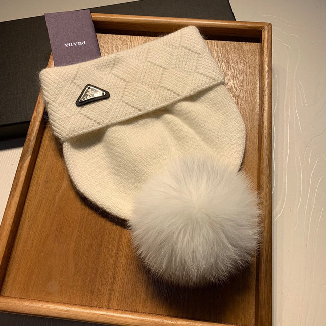 BEANIE HAT IN WHITE WOOL AND RABBIT FUR 361435