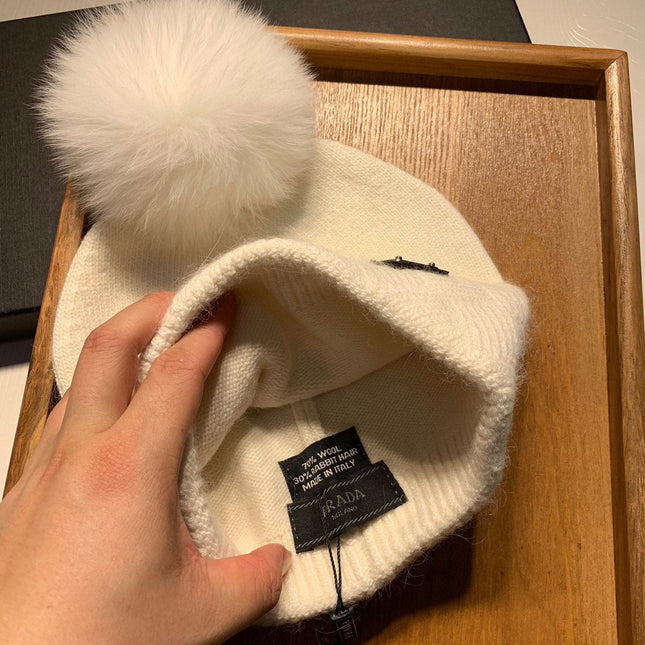 BEANIE HAT IN WHITE WOOL AND RABBIT FUR 361435