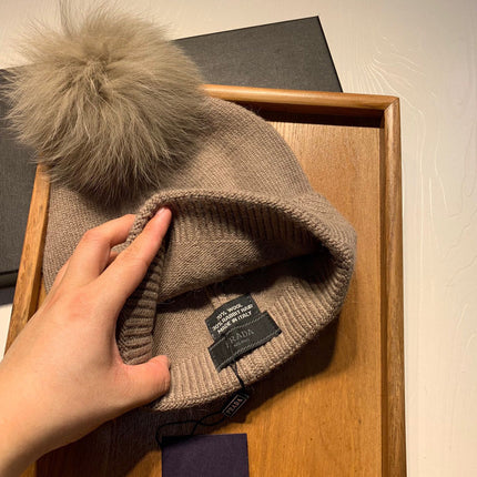 BEANIE HAT IN CAMEL BROWN WOOL AND RABBIT FUR 361437