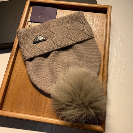 BEANIE HAT IN CAMEL BROWN WOOL AND RABBIT FUR 361437