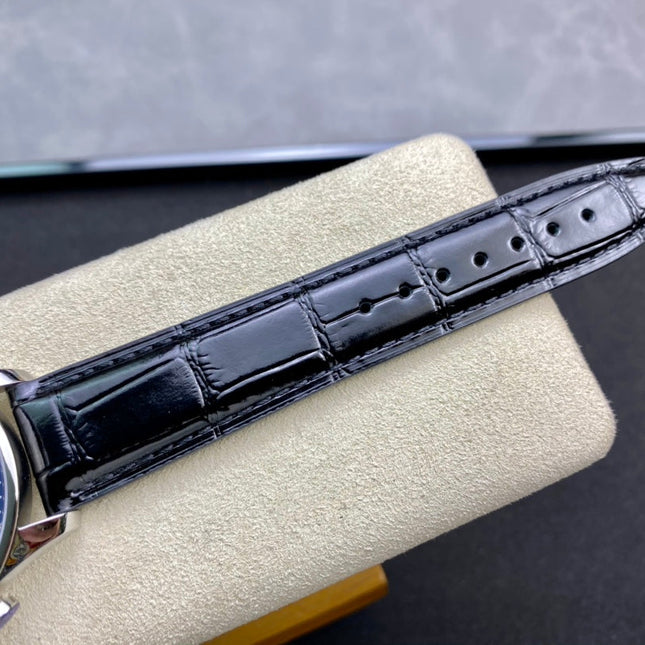 PORTUGIESER AUTOMATIC 40 MM WATCH SILVER CASE WITH BLACK LEATHER STRAP AND NAVY BLUE DIAL