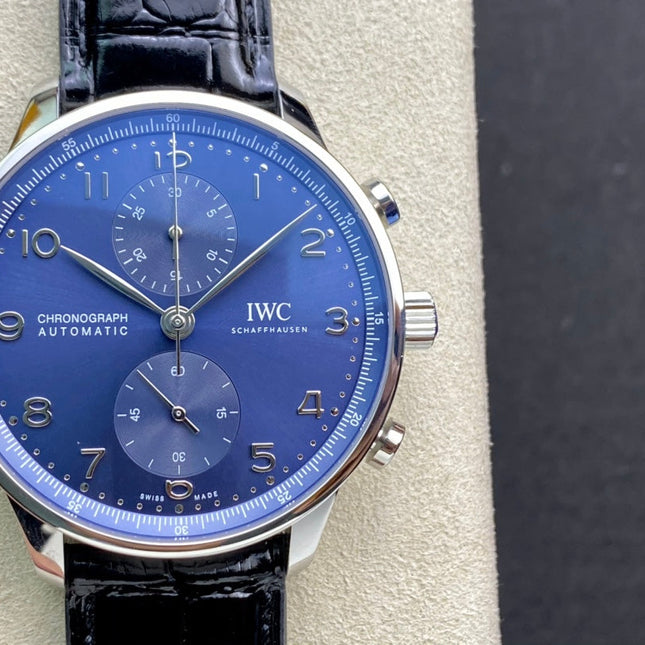PORTUGIESER AUTOMATIC 40 MM WATCH SILVER CASE WITH BLACK LEATHER STRAP AND NAVY BLUE DIAL