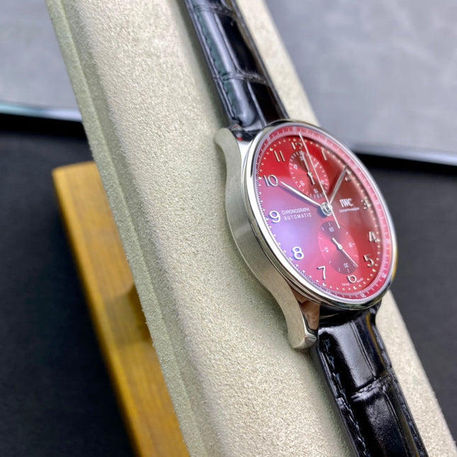 PORTUGIESER AUTOMATIC 40 MM WATCH SILVER CASE WITH BLACK LEATHER STRAP AND CHERRY RED DIAL