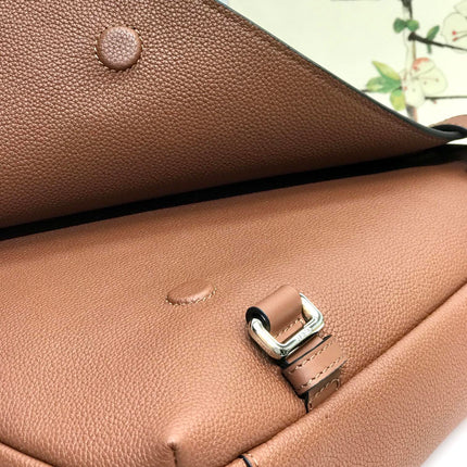 LOE 33 XS MILITARY MESSENGER BAG IN WINTER BROWN CALFSKIN AND JACQUARD