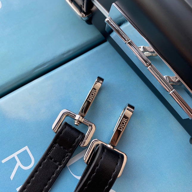 RIMOWA 20 CASE BAG IN BLACK ALUMINUM MAGNESIUM