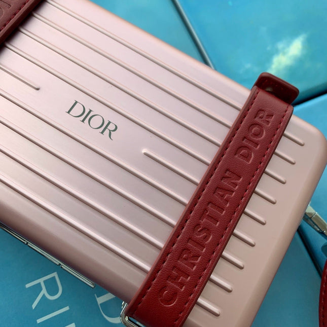 RIMOWA 20 CASE BAG IN LIGHT PINK ALUMINUM MAGNESIUM