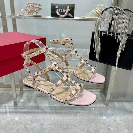ROCKSTUD SANDAL WITH STRAPS IN BLUSH PINK CALFSKIN