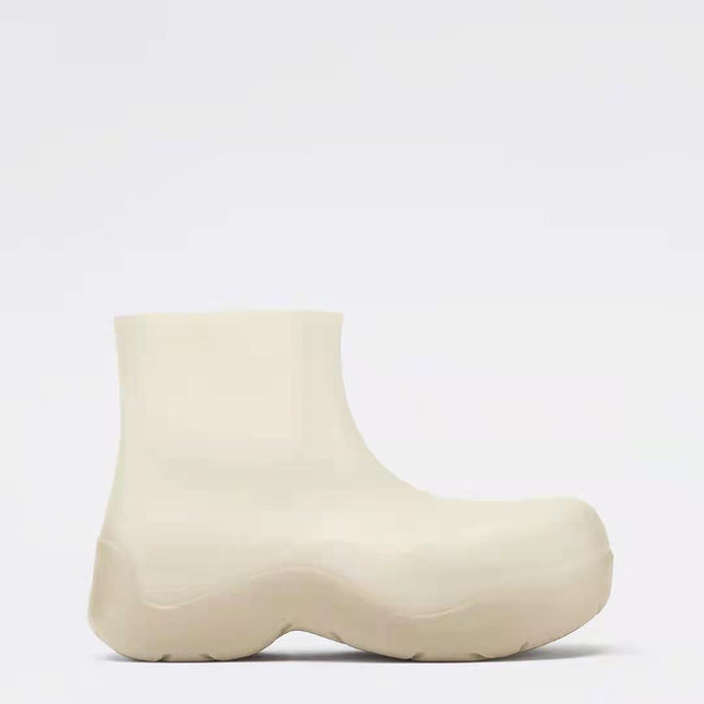 PUDDLE ANKLE BOOT IN WHITE RUBBER