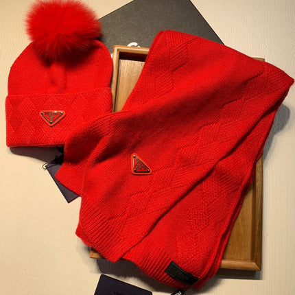 SET SCARF AND HAT IN CHERRY RED WOOL AND RABBIT FUR 416367