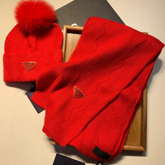 SET SCARF AND HAT IN CHERRY RED WOOL AND RABBIT FUR 416367