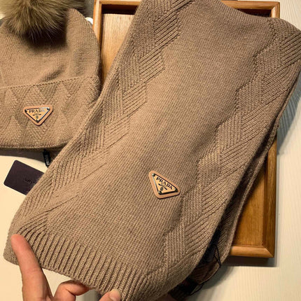SET SCARF AND HAT IN MEDIUM BROWN WOOL AND RABBIT FUR 416364