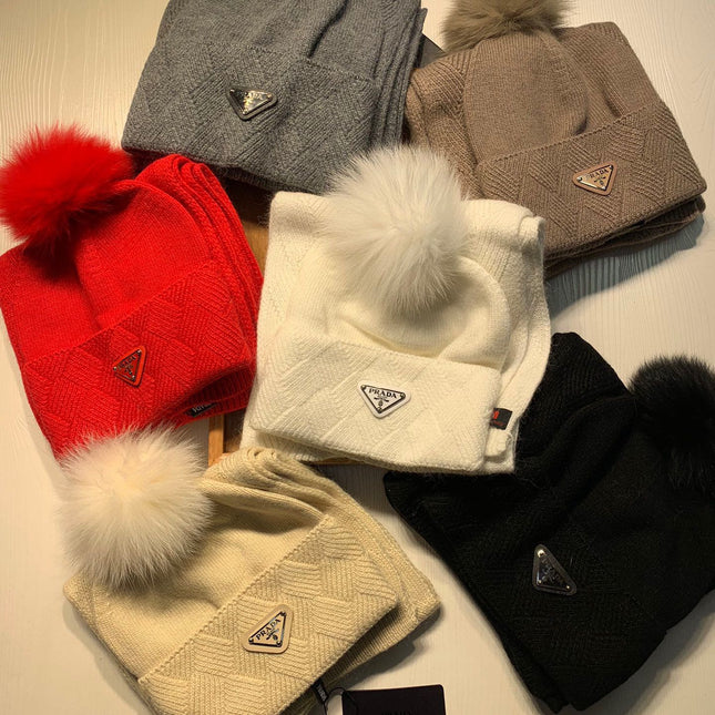 SET SCARF AND HAT IN DOVE GRAY WOOL AND RABBIT FUR 416366