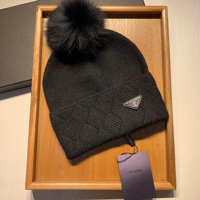 BEANIE HAT IN BLACK WOOL AND RABBIT FUR 361438