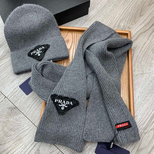 SET SCARF AND HAT IN MOUSE GRAY WOOL AND RABBIT FUR 386078