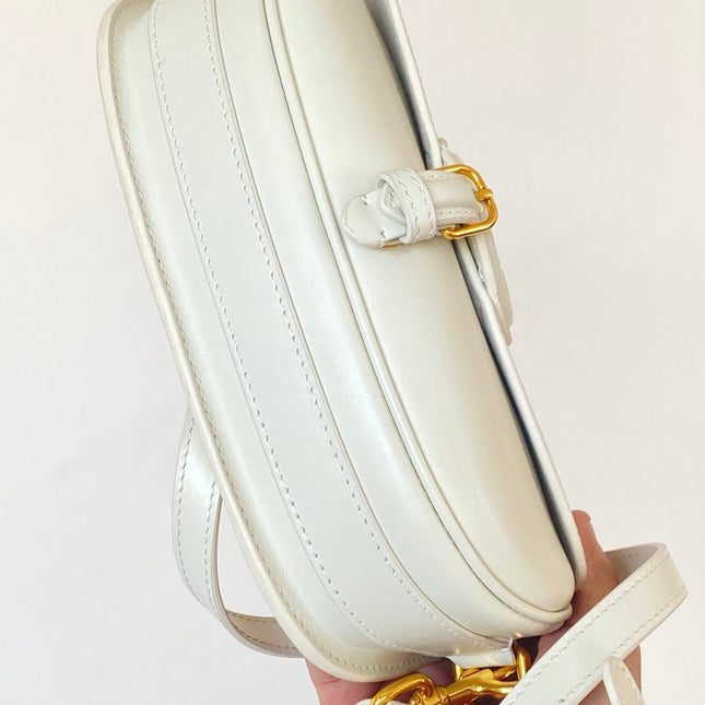 BOBBY EAST-WEST 22 BAG IN WHITE CALFSKIN