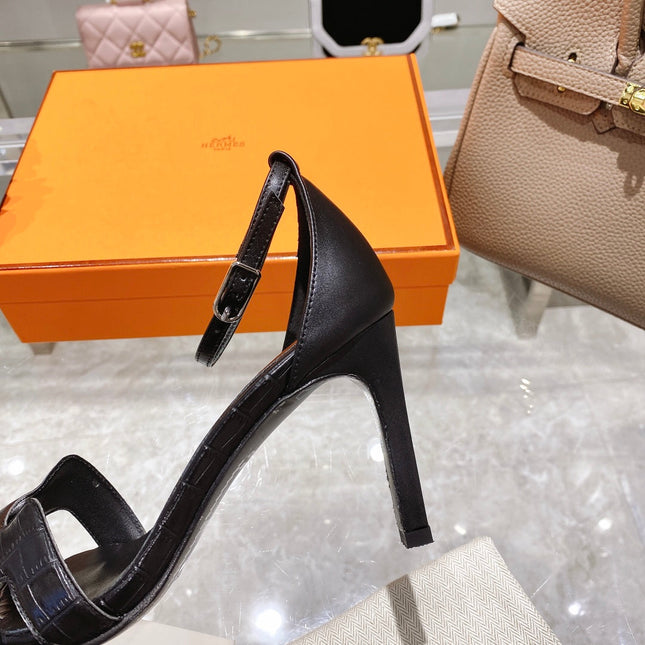 PREMIERE 90 SANDAL IN BLACK CALFSKIN