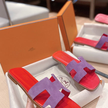 0RAN SANDALS IN VIOLET PURPLE SUEDE AND CHERRY RED CALFSKIN