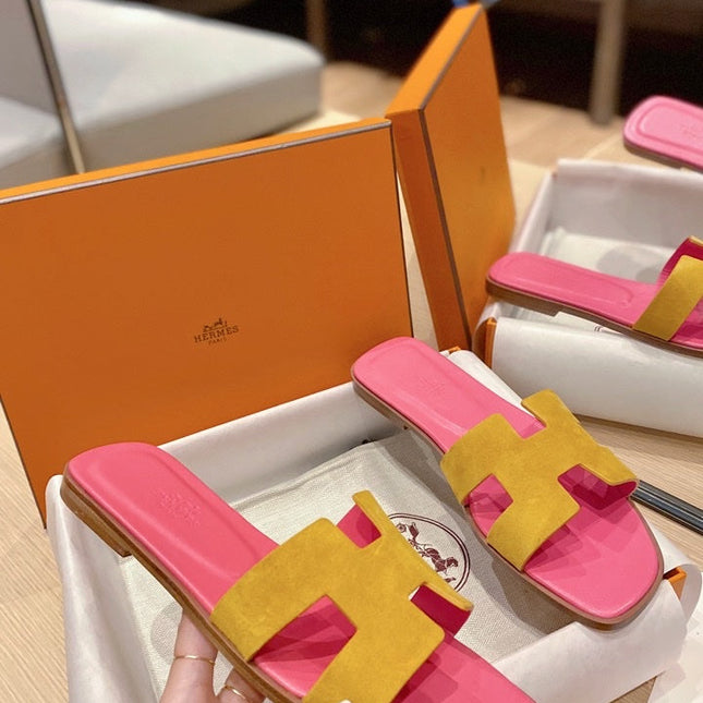 0RAN SANDALS IN DIJON YELLOW SUEDE AND DEEP PINK CALFSKIN